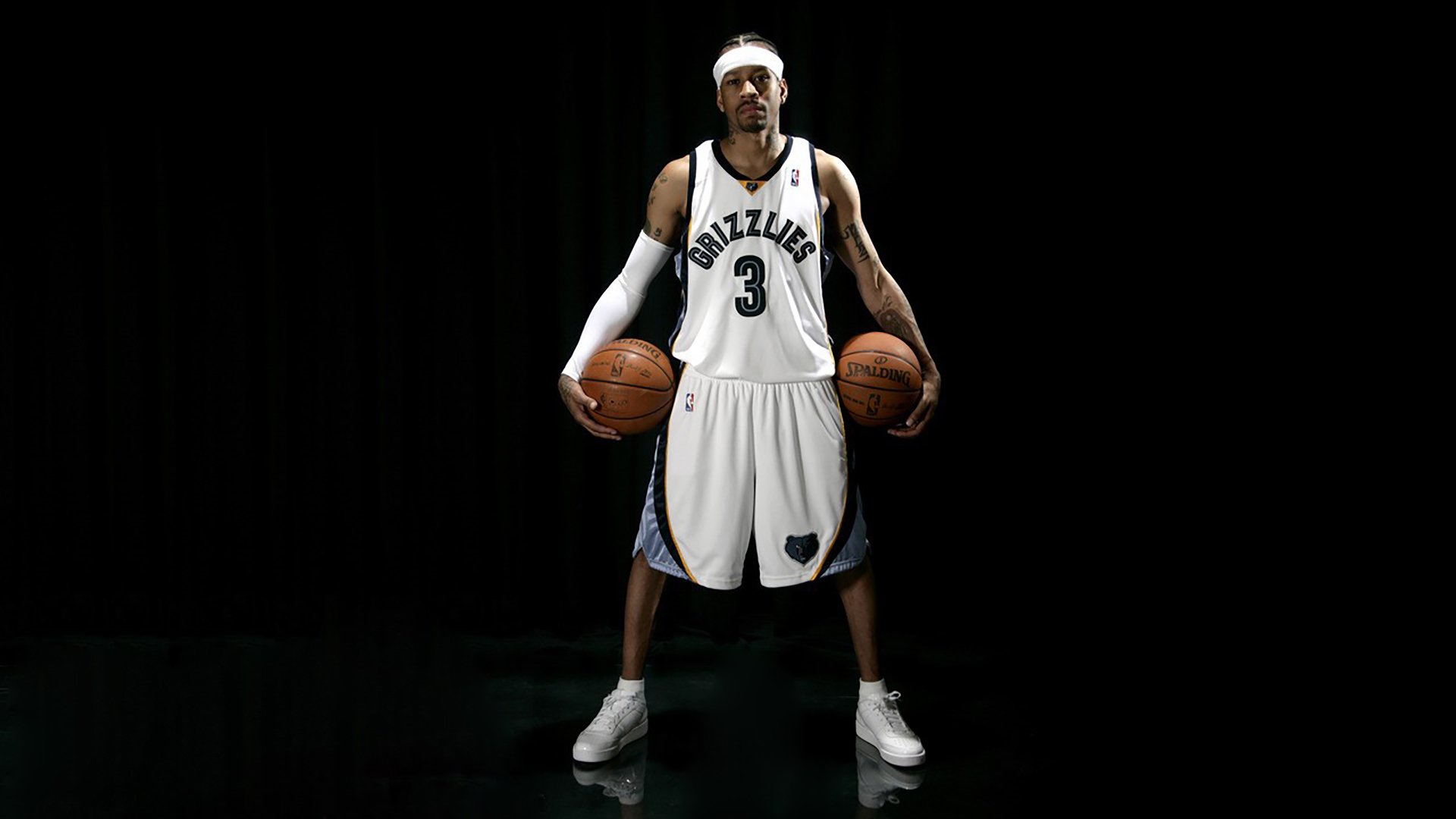 欧冠决赛：本泽马再度破门 皇马1比0击败利物浦第14次夺冠